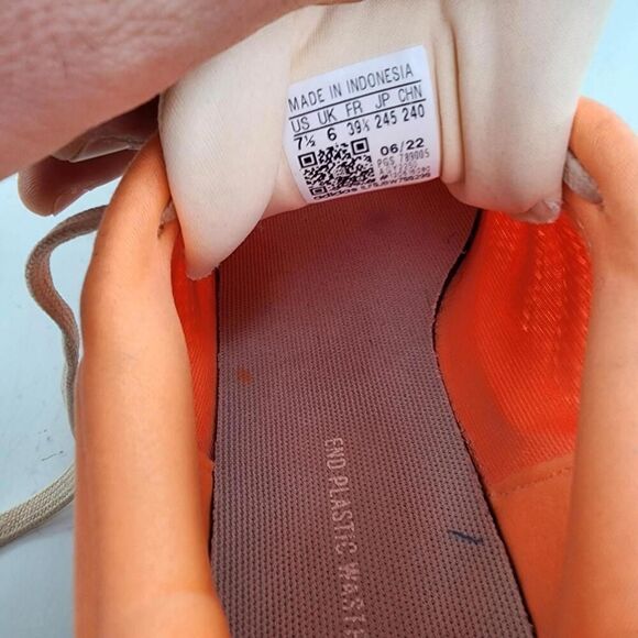 Adidas Questar Flow Contrast Sole Lace-Up Running Shoe US 7.5 Orange Sneakers - Picture 11 of 12